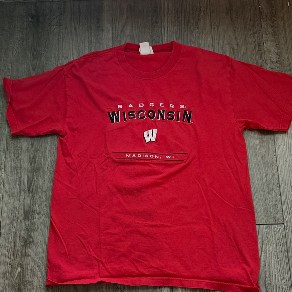 Vintage LEE Wisconsin badgers shirt